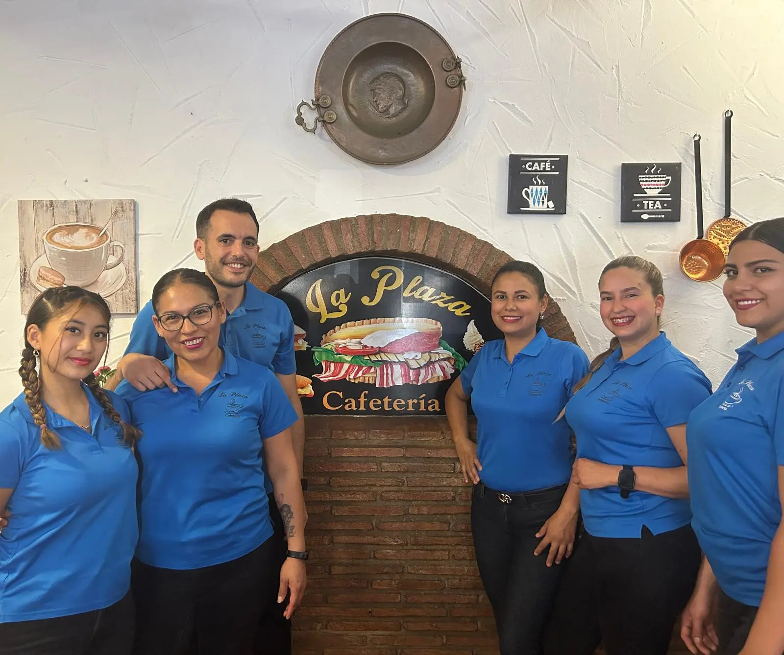 Equipo de Cafetería La Plaza Marbella